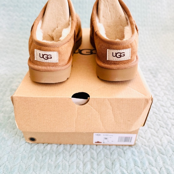 UGG Tan Suede Women's Shoes - Picture 9 of 11